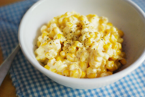 CREAM OF CORN WITH BLACK GARLIC