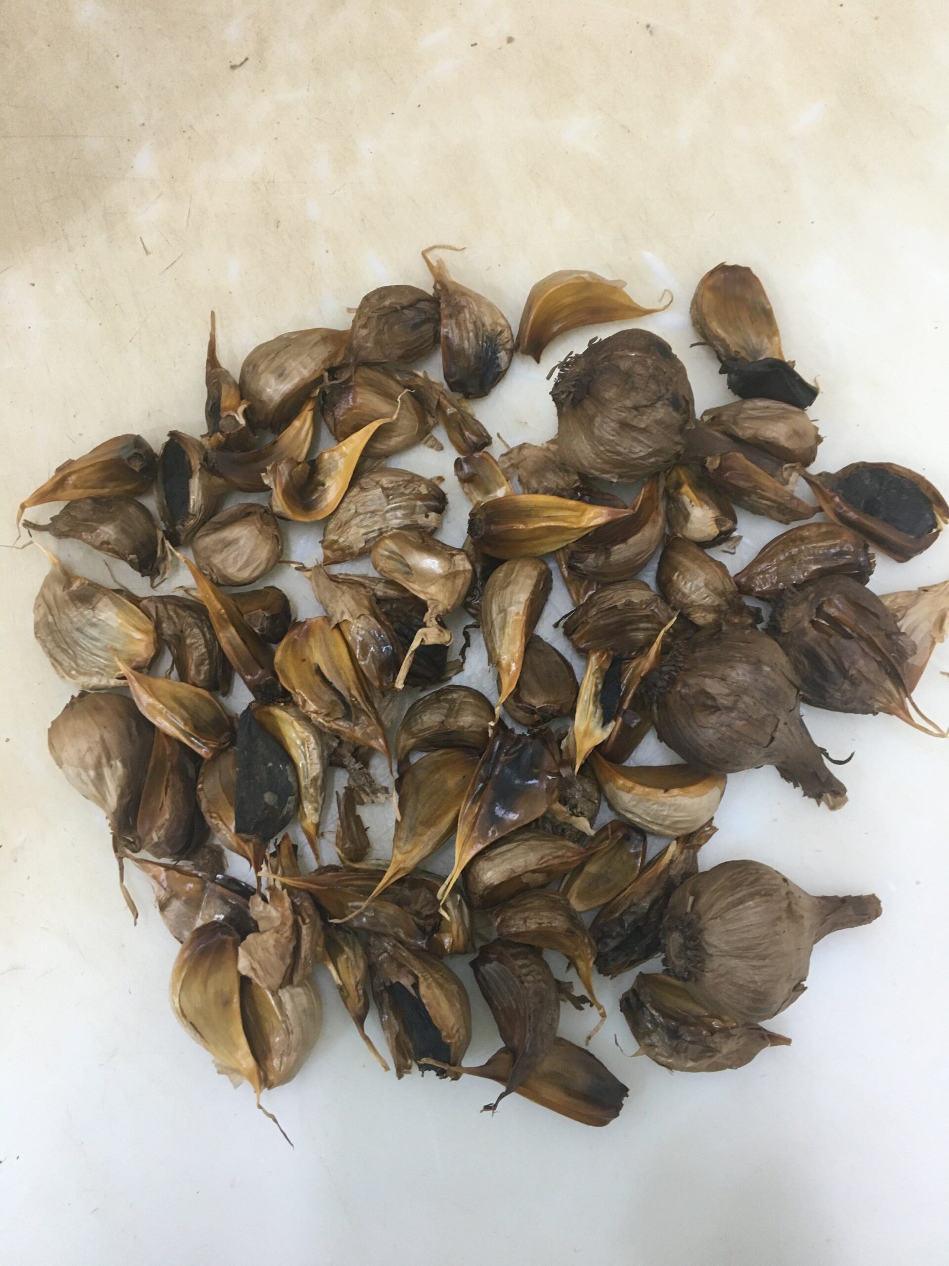 Organic Black Garlic Whole Bulbs/Unpeeled Cloves/Shattered Heads- 5lbs mix